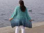 Preview: Nahaufnahme der Häkelstruktur und Maschen – Statement-Jacke aus strukturiertem Garn im Detail